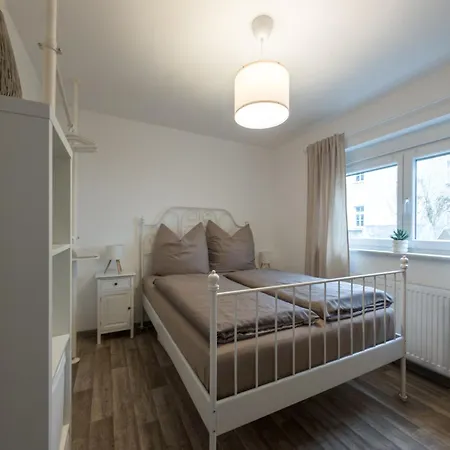 公寓 Ruhiger Bungalow In Dresden Mit Terrasse, Garten & Privatem Stellplatz 德累斯顿